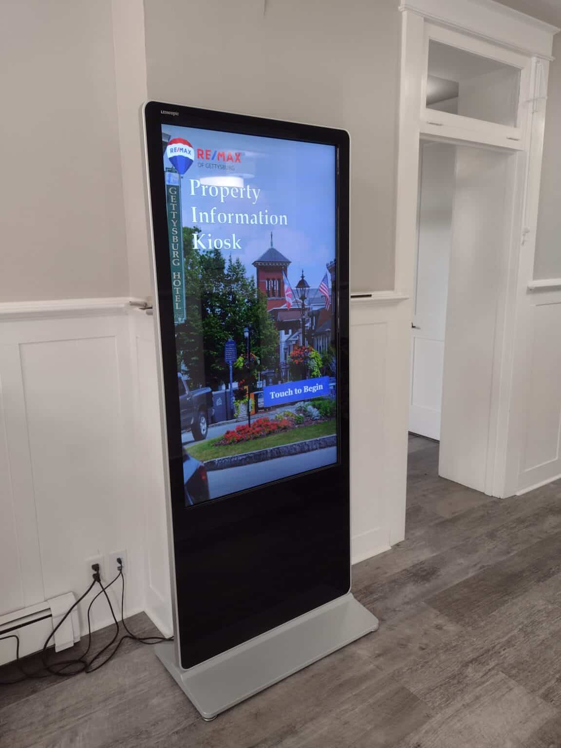 Remax of Gettysburg Kiosk Display Eco York Portfolio